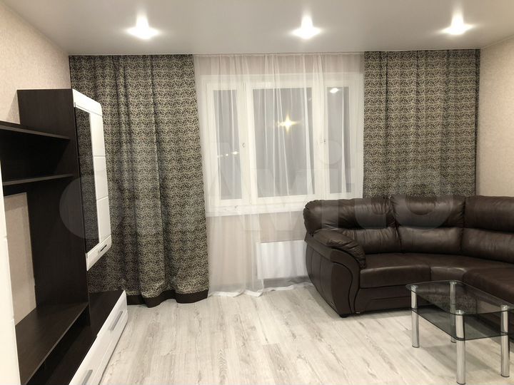 3-к. квартира, 72 м², 3/12 эт.