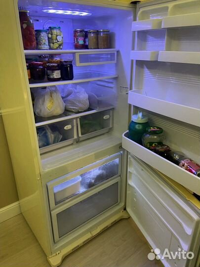 Холодильник samsungбу