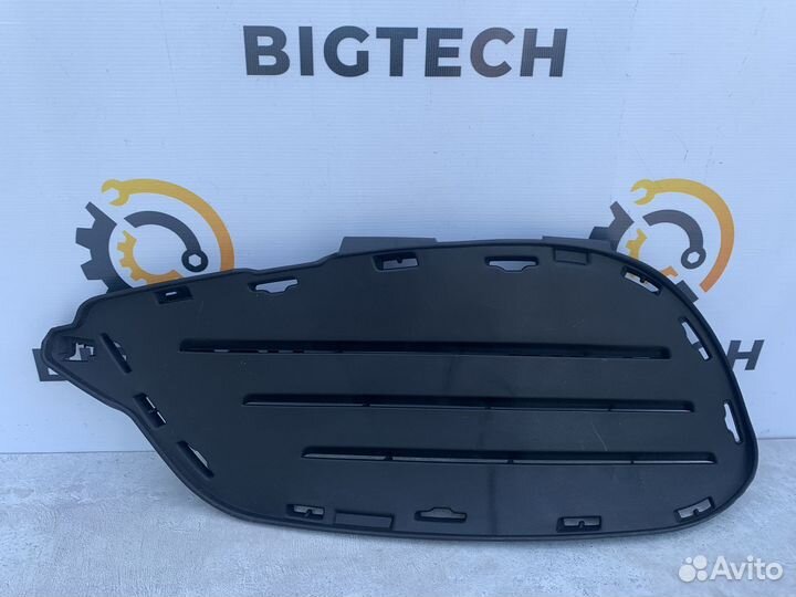 Накладка переднего бампера Mercedes A2078852423