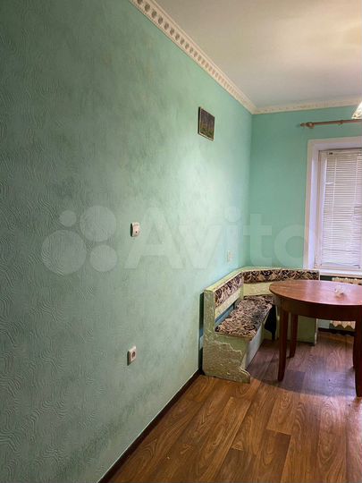 2-к. квартира, 60 м², 1/9 эт.