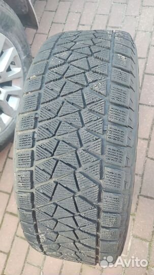 Bridgestone Blizzak DM-V2 265/60 R18 110R