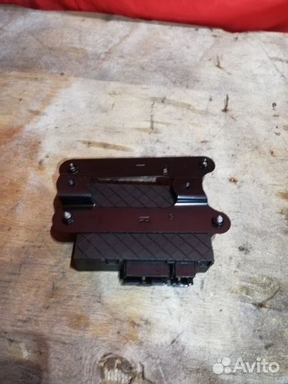 Блок сдвижной двери Mercedes Viano W639