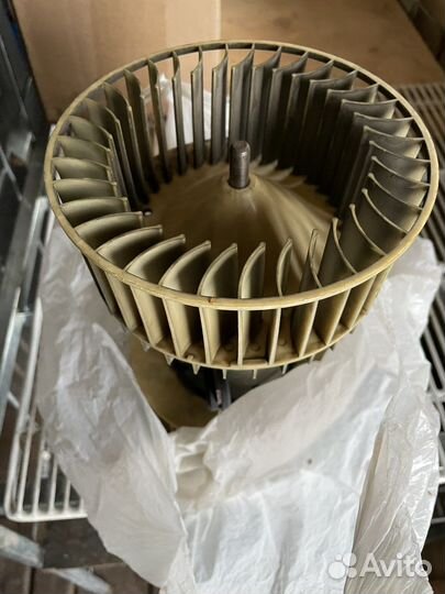 Моторчик печки bmw e39