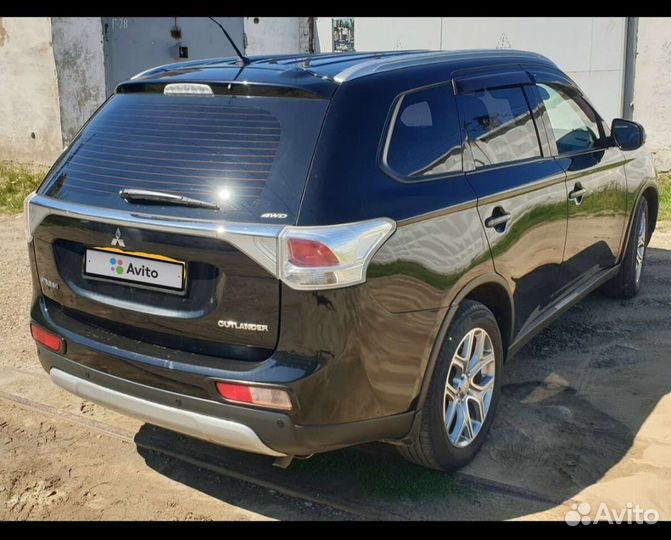 Mitsubishi Outlander 3.0 AT, 2014, 195 000 км