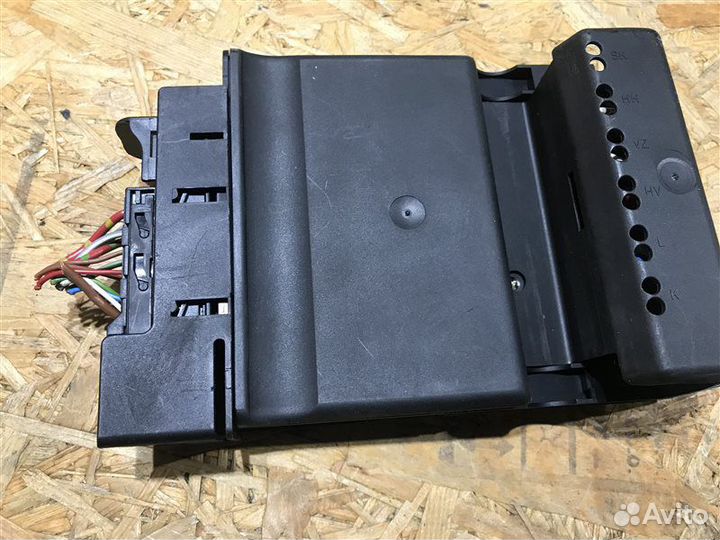 Блок управления сиденьем передний правый