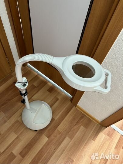 Лампа для наращивания ресниц напольная