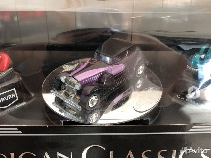 Модель автомобиля Hotwheels