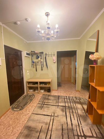 Комната 40 м² в 4-к., 13/17 эт.