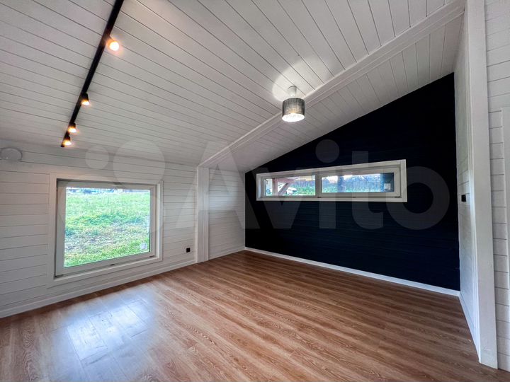 Дом 107 м² на участке 6 сот.