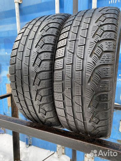 Pirelli Winter Sottozero 210 Serie II 205/50 R17 90V