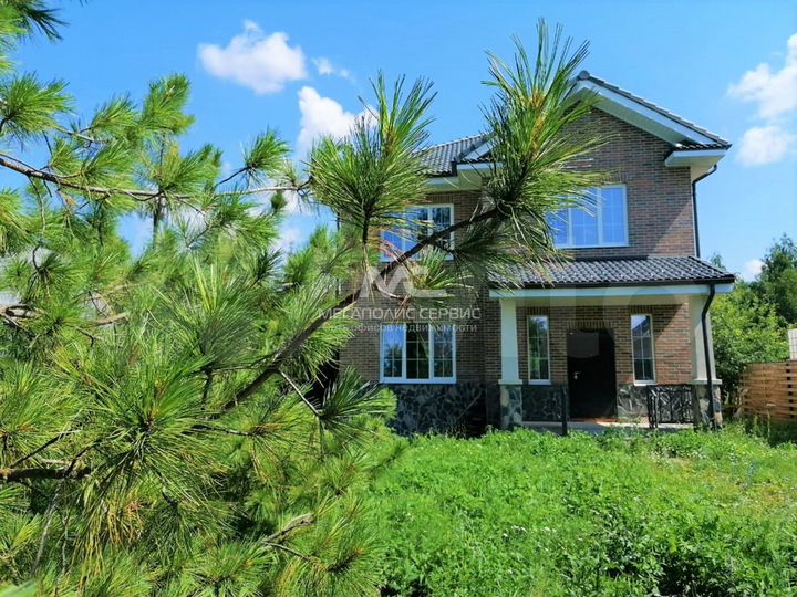 Коттедж 157,5 м² на участке 10 сот.