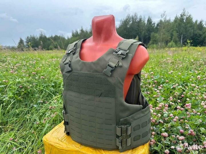 Бронежилет тактический