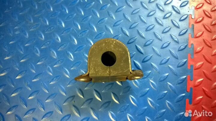 Кронштейн стабилизатора передний BMW X3 E83