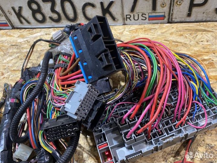 Подторпедная проводка Ваз Калина универсал 1.4 16