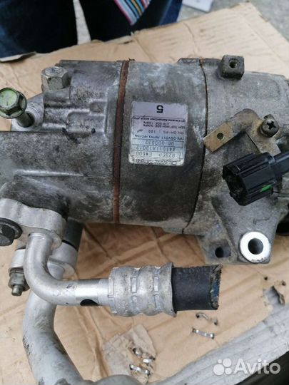 Компрессор кондиционера Bluebird sylphy,X-Trail