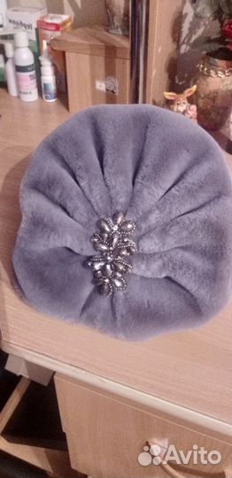 Берет женский зимний