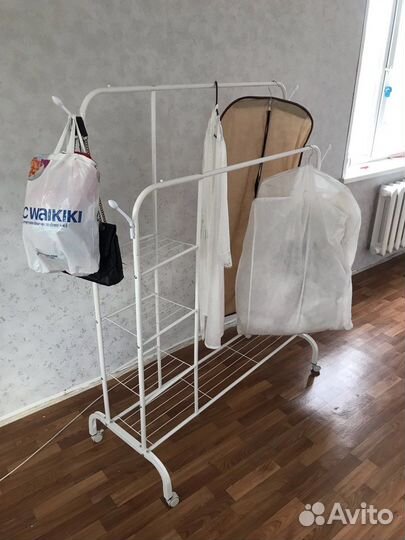 Вешалка напольная