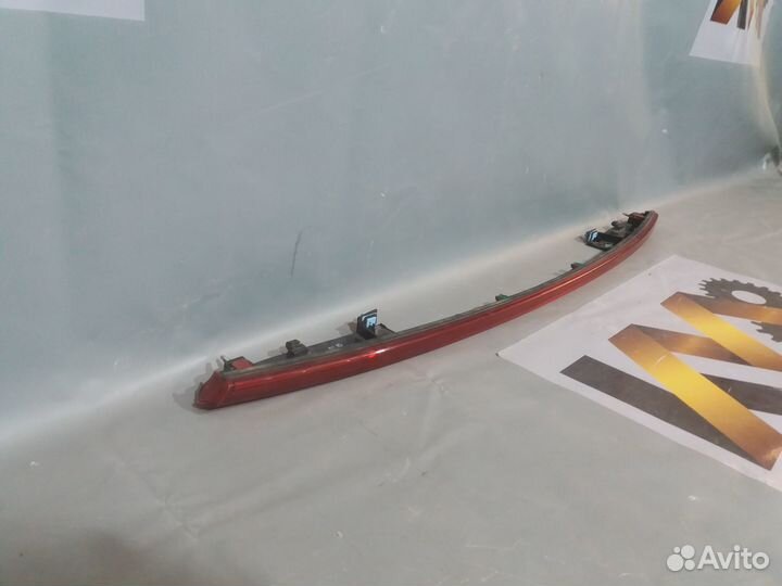 Хендай Сантафе 2018- Фонарь центральный 28207