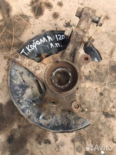 Кулак поворотный передний левый Corolla E12