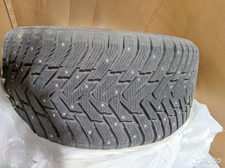Nokian Tyres Hakkapeliitta 8 SUV 315/40 R21
