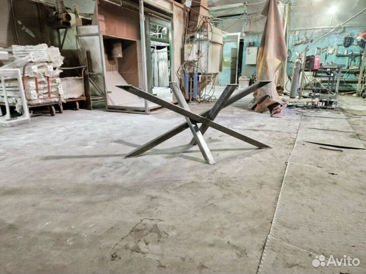 Подстолье из металла