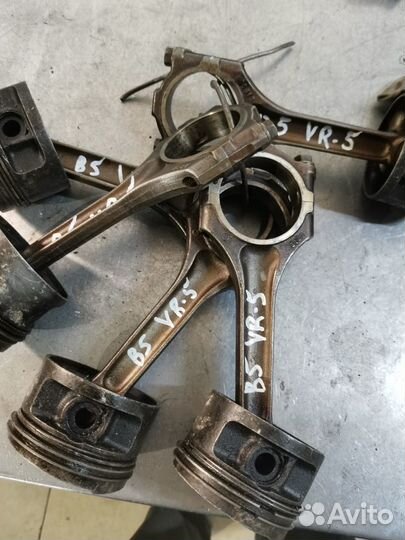Шатун, поршень VW Passat B5, Golf 4 VR5 AGZ