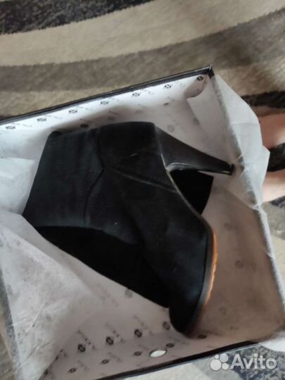 Сапоги женские