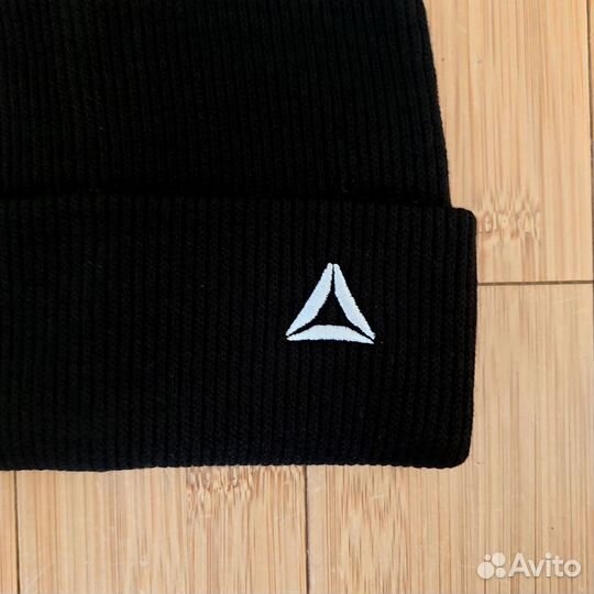 Шапка Reebok classic premium