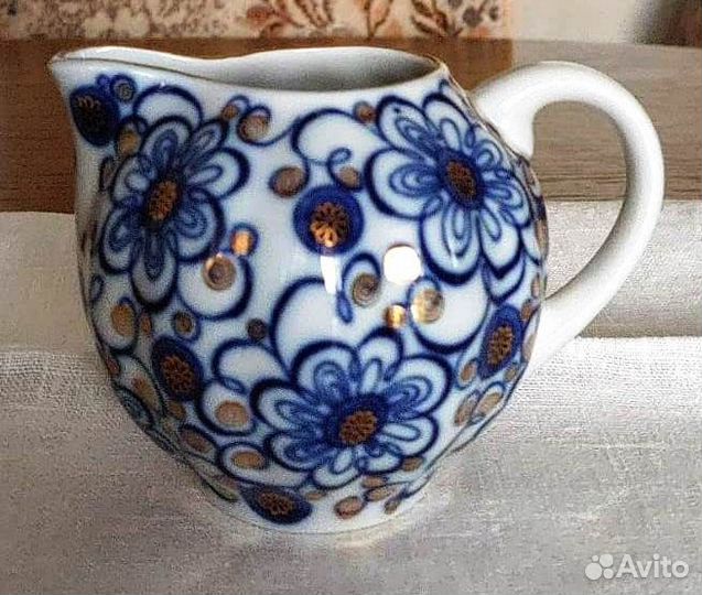 Сливочник от чайного сервиза «Вьюнок»