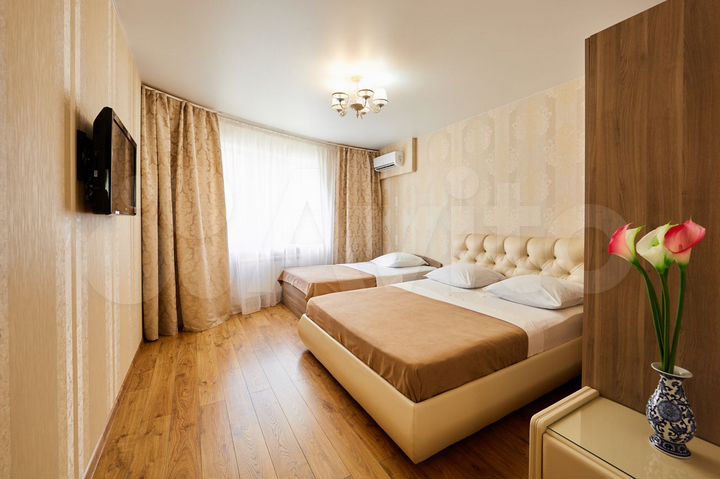 2-к. квартира, 70 м², 2/13 эт.