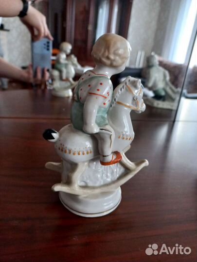 Фарфоровые статуэтки