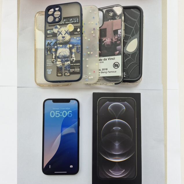 iPhone 12 Pro, 256 ГБ, SIM + eSIM