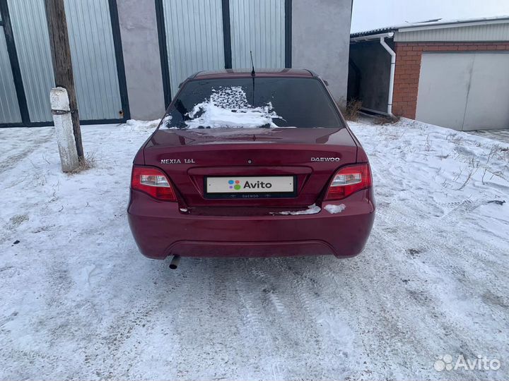 Daewoo Nexia 1.6 МТ, 2012, 100 000 км