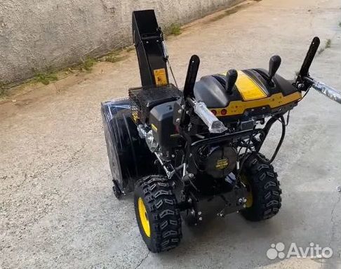 Снегоуборщик champion 1170E ST