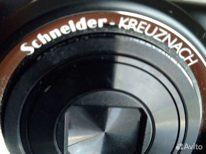 Компактный фотоаппарат samsung st5500