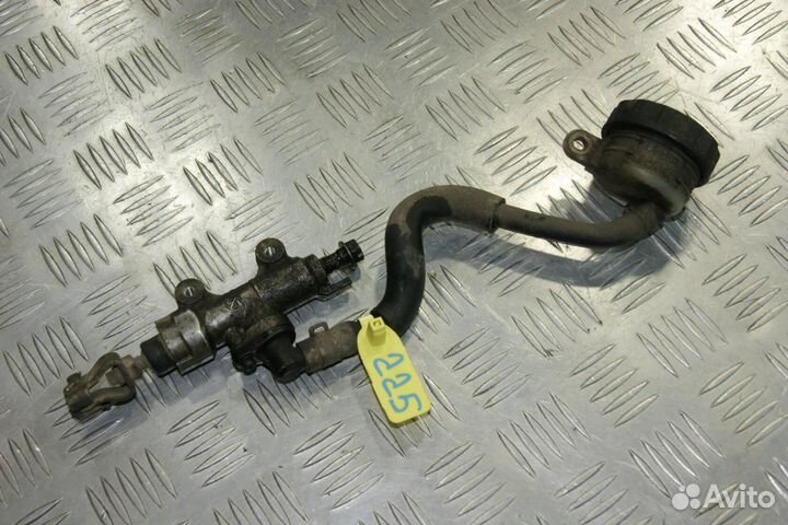 Цилиндр тормозной задний Honda CB400SF