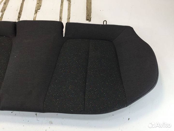 Hyundai accent Сиденье заднее