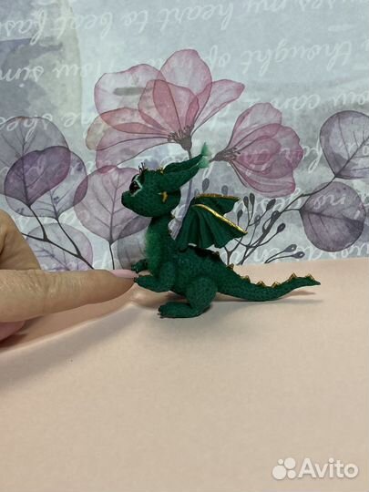 Миниатюрная игрушка Дракончик. Ручная работа