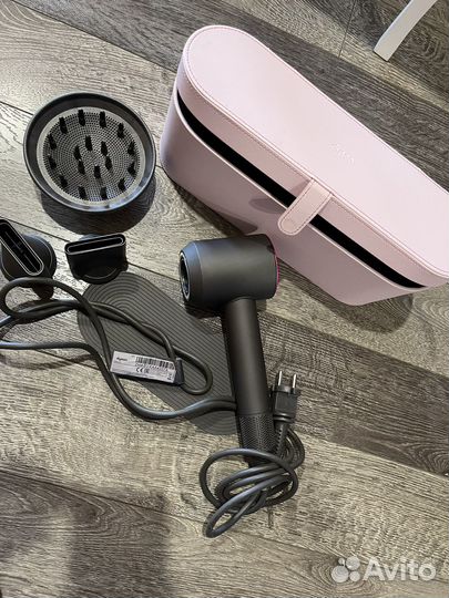 Dyson фен