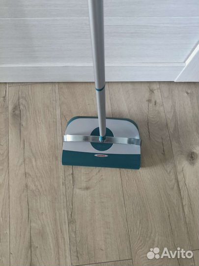 Щётка механическая Leifheit