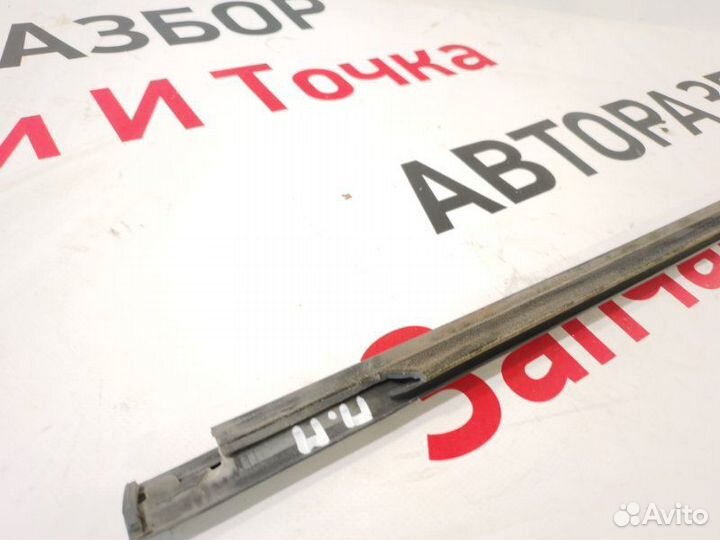 Молдинг стекла передний правый LADA X-Ray H4M 2016