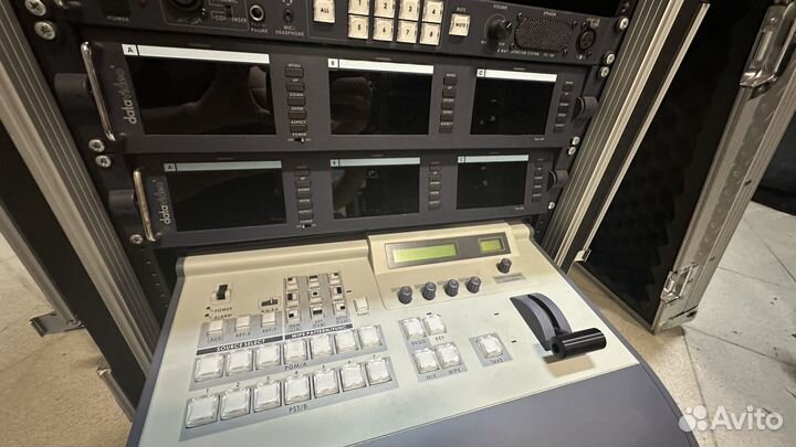 Станция для монтажа datavideo