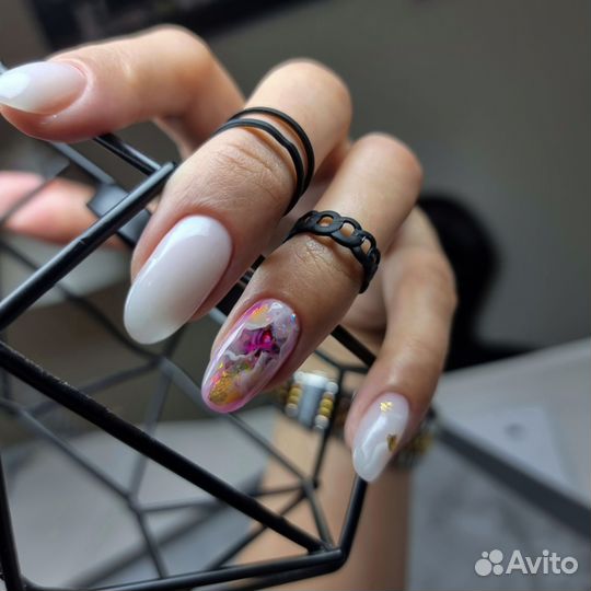 Маникюр, педикюр, гелевое укрепление