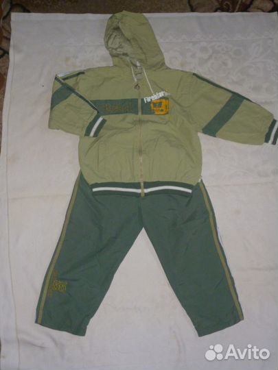 Костюм спортивный
