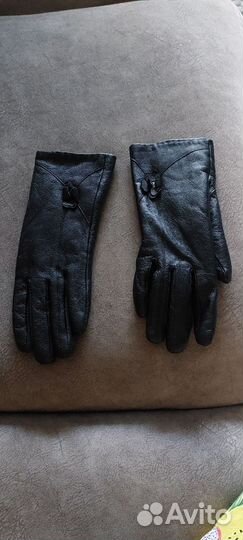 Перчатки женские кожаные новые