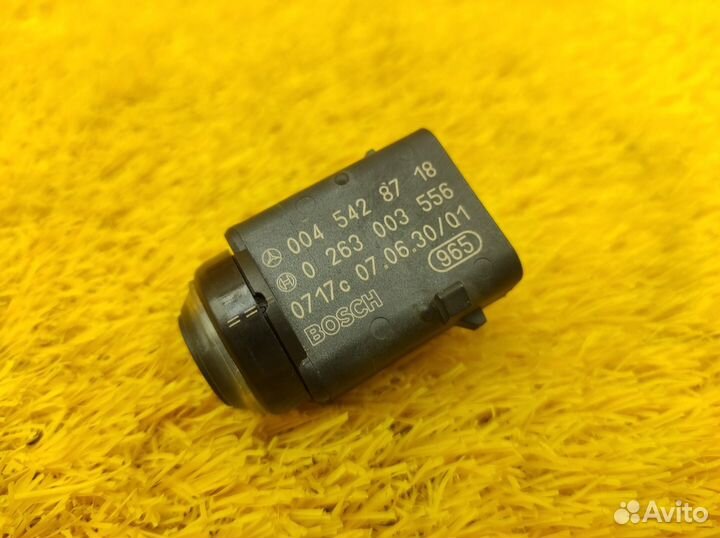 Датчик парковки Mercedes-Benz W639 M112.976 3.7