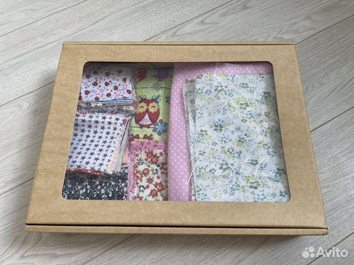Набор лоскутков и отрезов для творчества
