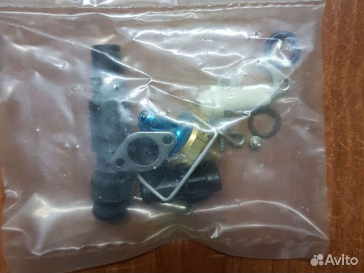 5004562 Топливный насос Johnson/Evinrude