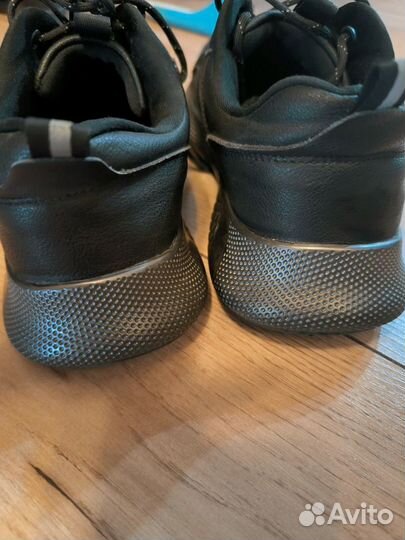 Кроссовки мужские