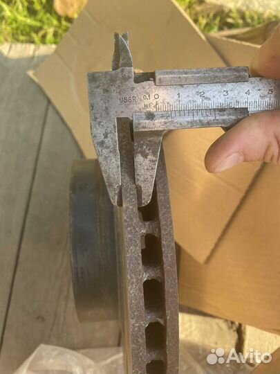 Диски тормозные перед. Subaru Legacy BL5